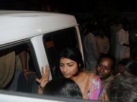 YS Vijayamma Dharna at Dilkusha